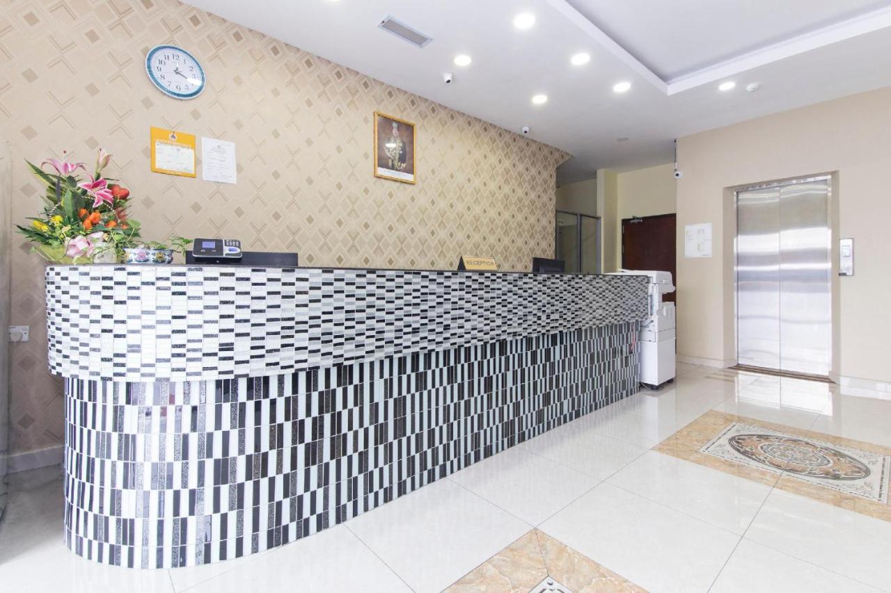 Hotel Raja Bot Куала-Лумпур Екстер'єр фото